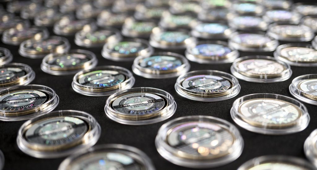 Denarium Coin Production, hologram, coins,